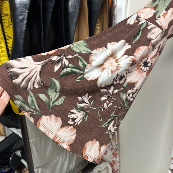 Sew In Love Pink and Brown Bell Sleeve Blouse - Picture 3 of 9